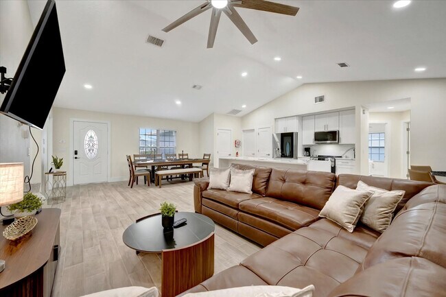 Building Photo - 7724 Simon Ridge Ct