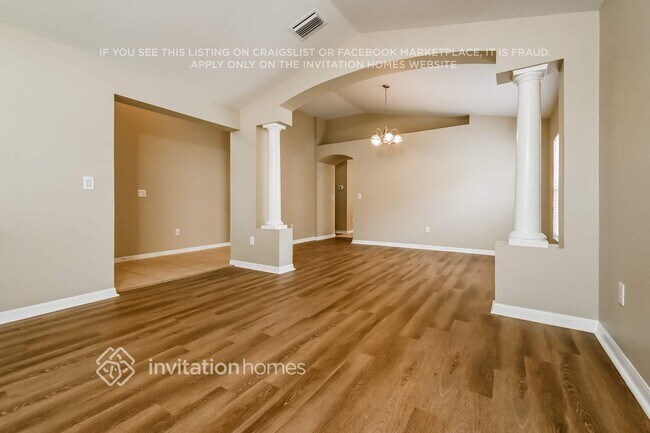 Building Photo - 6638 Cambridge Park Dr