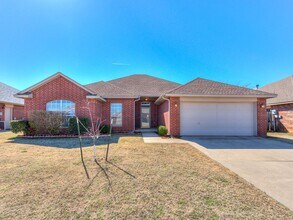 Building Photo - 4 Bed | 2 Bath + Edmond Schools + North Hampton Addition