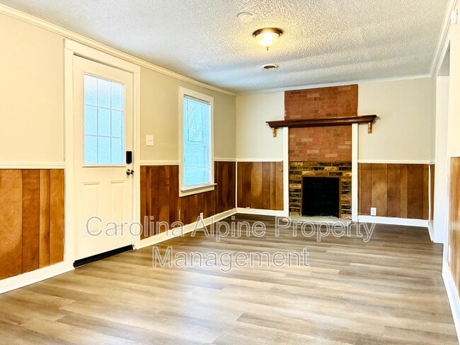 Building Photo - 1315 Ware Ave