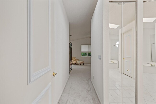 Building Photo - 4362 Kensington Park Way