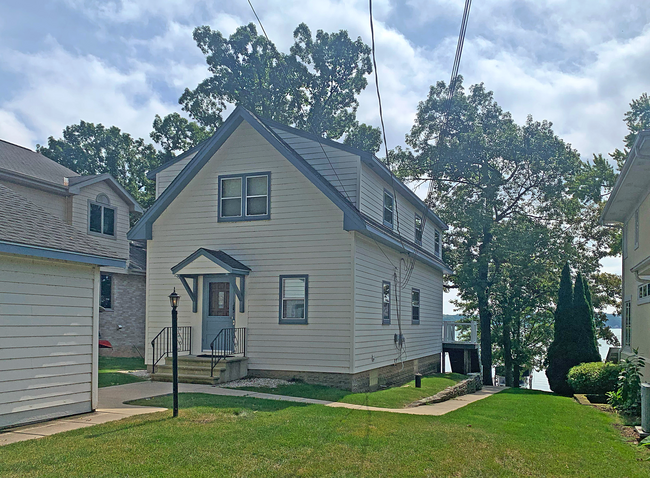 Building Photo - 26855 Kopmeier Dr