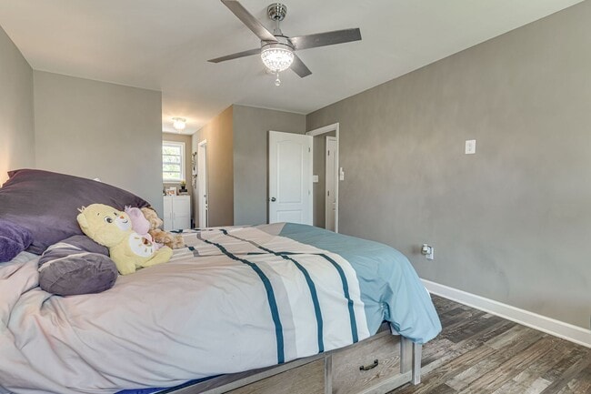 Building Photo - Beautiful 5 Bedroom Home in Clinton MD