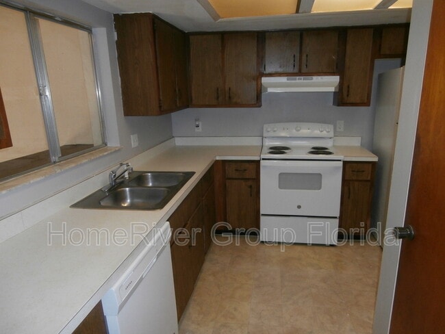 Building Photo - 5428 Brookswood Way