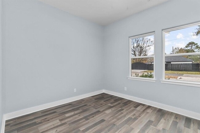 Building Photo - 1010 Junell St