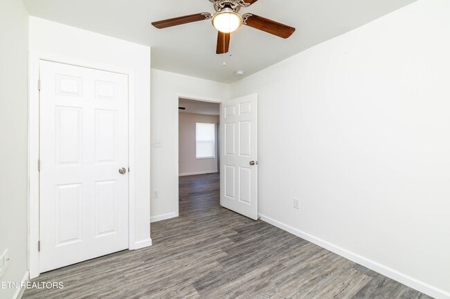 Building Photo - 1732 Jourolman Ave