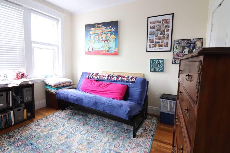 Building Photo - 30 Addington Rd