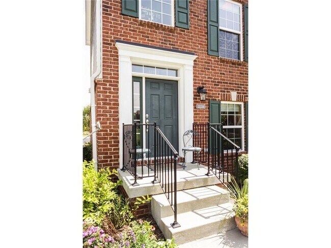 Building Photo - 13334 E Golden Gate Dr