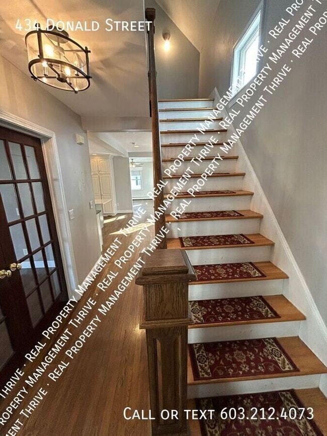 Building Photo - 434 Donald St