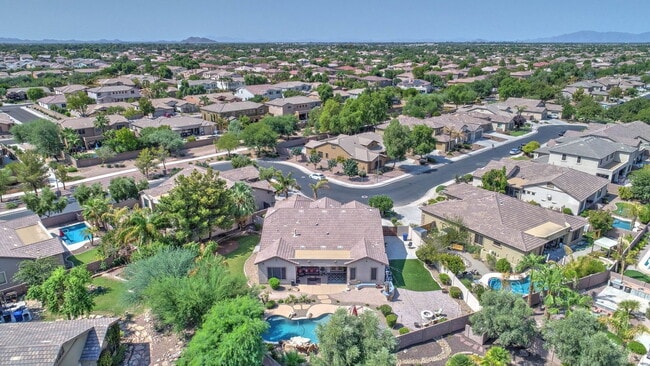 Building Photo - 4221 S Danyell Dr