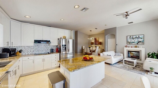 Building Photo - 15151 Banbury Ct