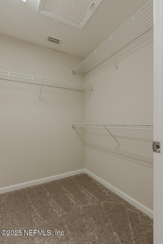 Building Photo - 112 Via Sonrisa