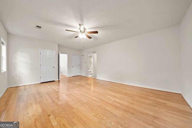 Building Photo - 3007 Clove Tree Ln