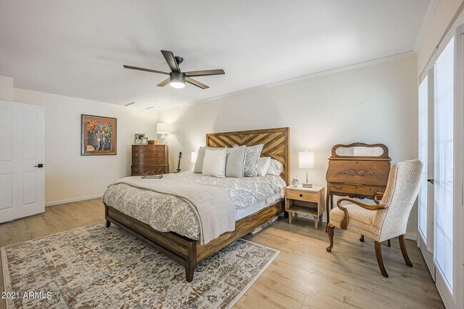 Building Photo - 8133 N 16th Dr