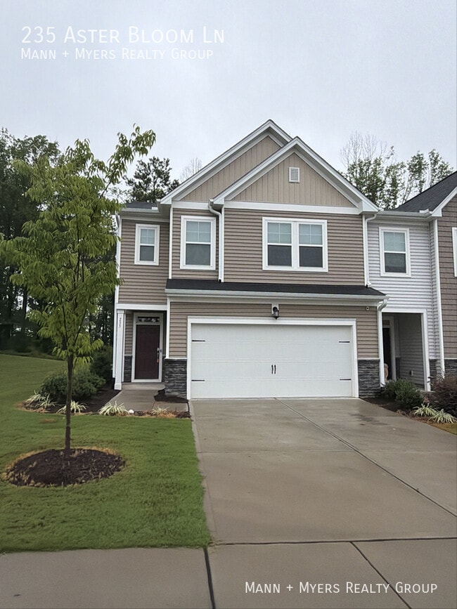 Building Photo - 235 Aster Bloom Ln
