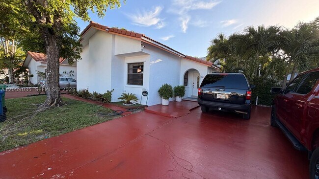 Building Photo - 15363 SW 77th Ln
