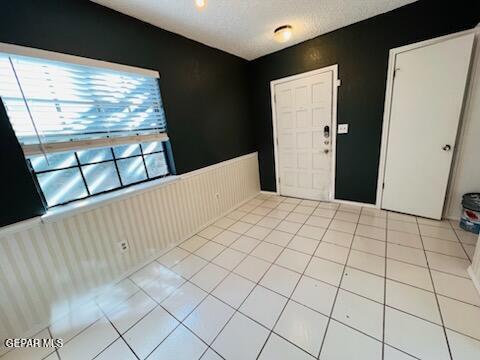 Building Photo - 425 Irondale Dr