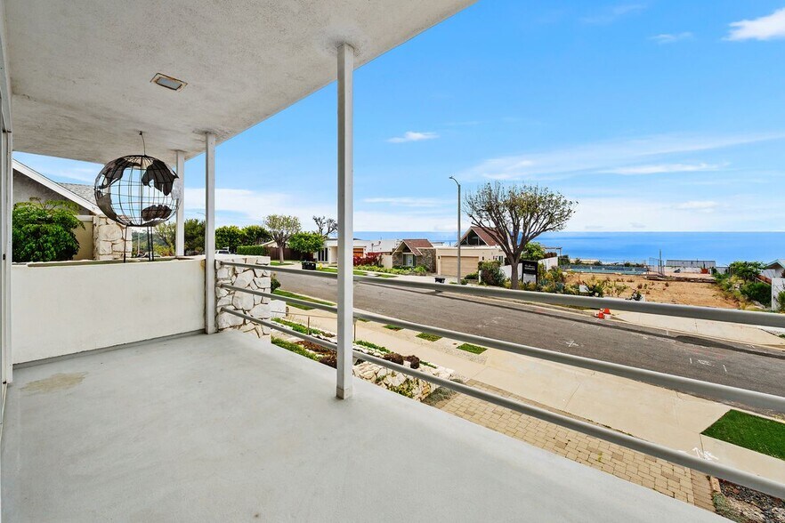 Building Photo - 18145 Kingsport Dr