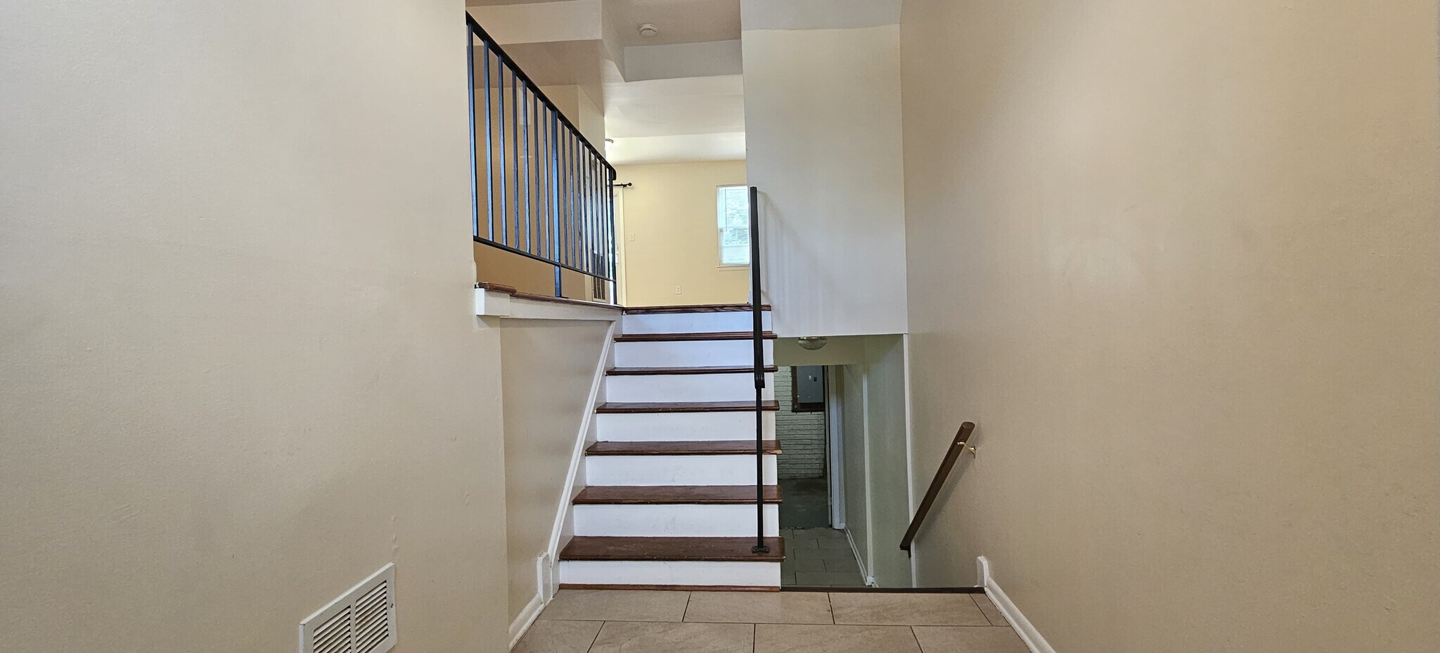 Building Photo - 5420 Quest Ct