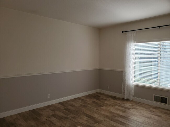 Building Photo - Beautiful Updated Condo in Prime San Ramon...