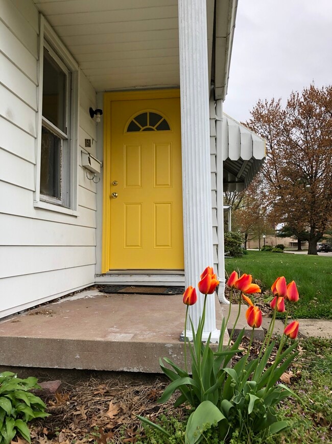 Building Photo - 152 N 37th St