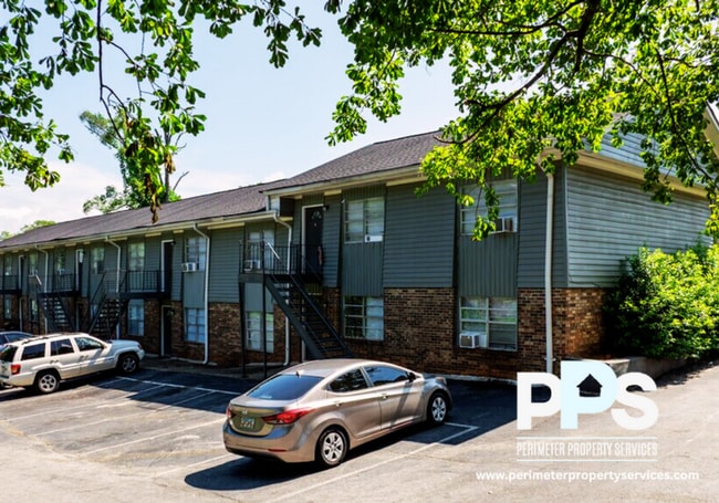 Building Photo - 1126 Maple St