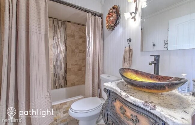 Building Photo - 4 br, 3 bath House - 14954 Sydney Road UNIT