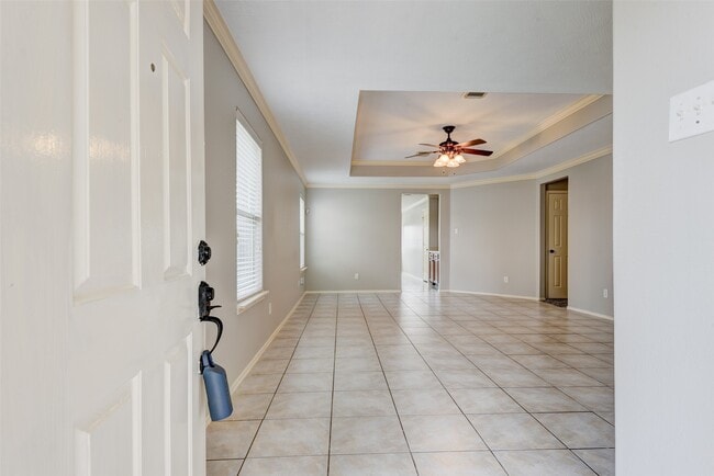 Building Photo - 6607 Springfield Garden Ln