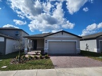Building Photo - 4-Bedroom, 2-Bathroom in Villamar/Winter Haven ***MOVE-IN SPECIAL/50% OFF 2ND MONTH***