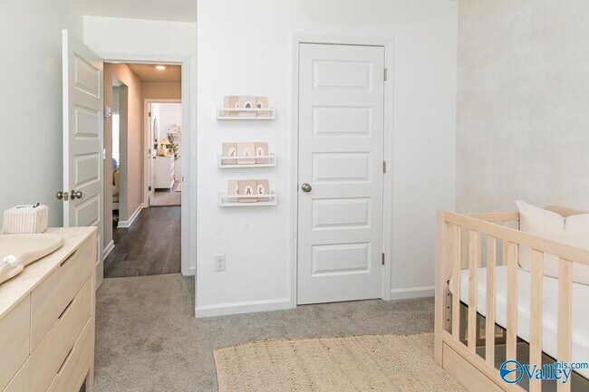 Building Photo - 110 Olde Hearth Rd