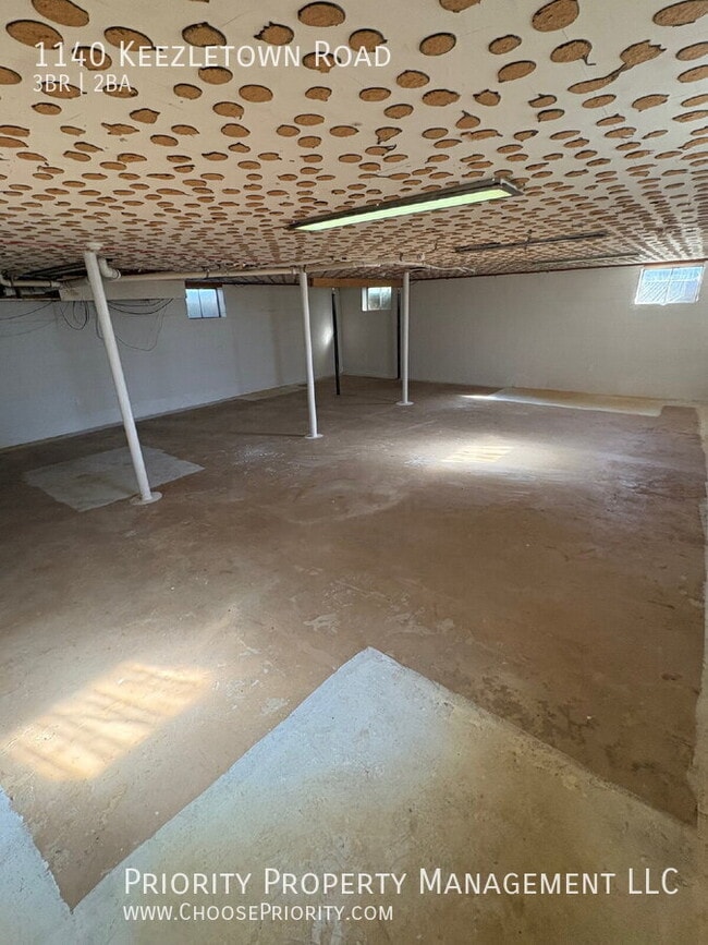 Building Photo - 1140 Keezletown Rd