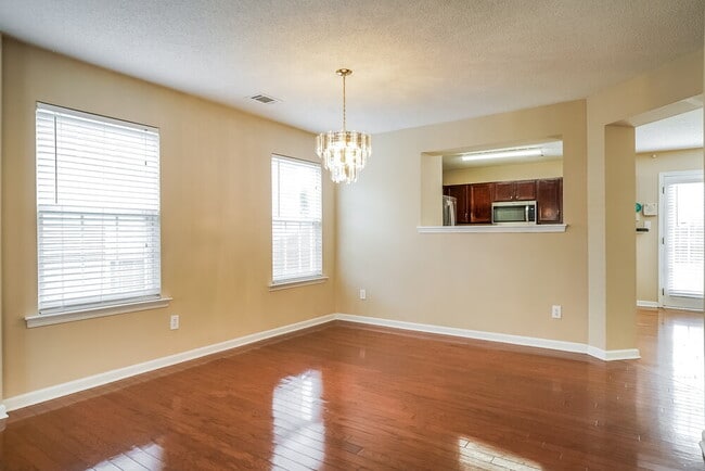 Building Photo - 3344 Marshlane Way