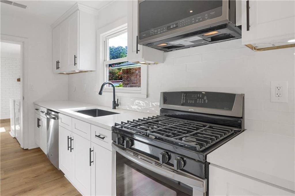 Building Photo - 776 Norwood Rd SE