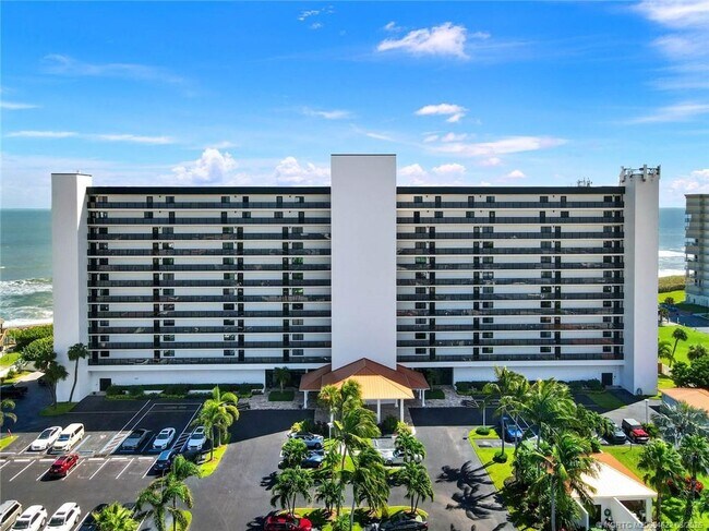 Building Photo - 10410 S Ocean Dr