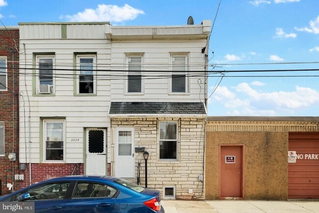 Building Photo - 2827 Livingston St