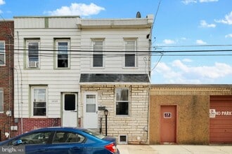 Building Photo - 2827 Livingston St
