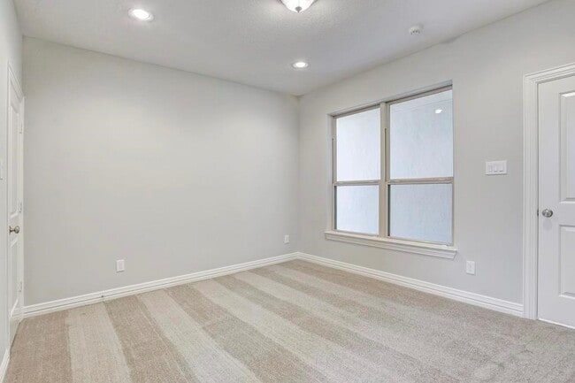 Building Photo - 13615 Teal Bluff Ln