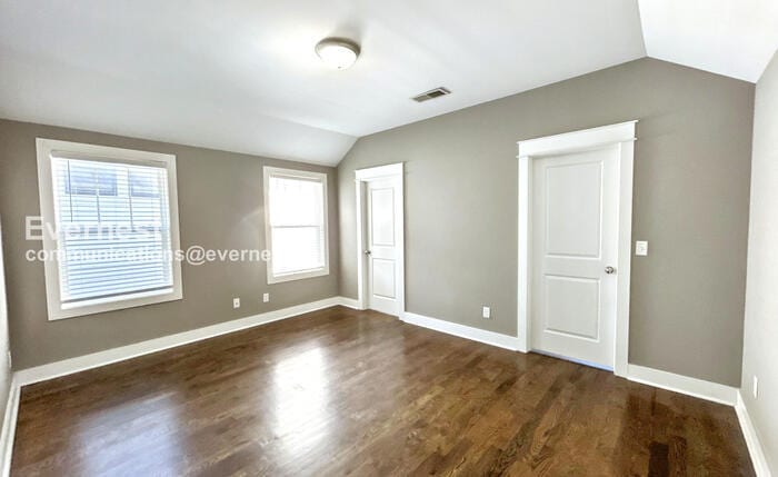 Building Photo - 1806B 7th Ave N