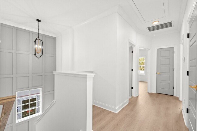 Building Photo - 113 ARBOR RIDGE CIR