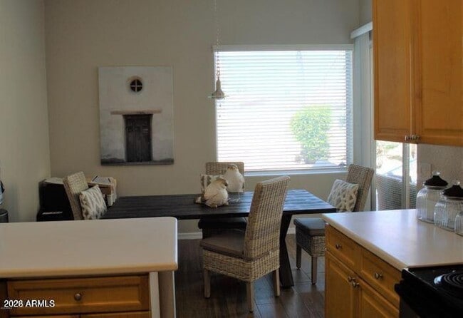 Building Photo - 10732 N 113th St