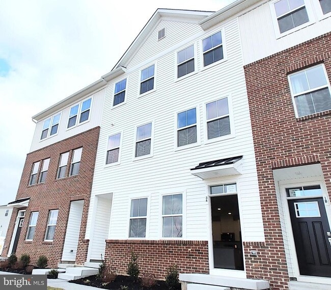 Building Photo - 3 Wafer Aly