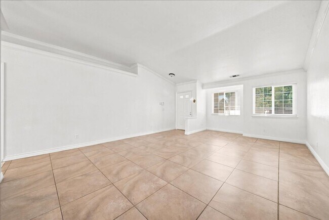 Building Photo - 8408 Silver Run Way