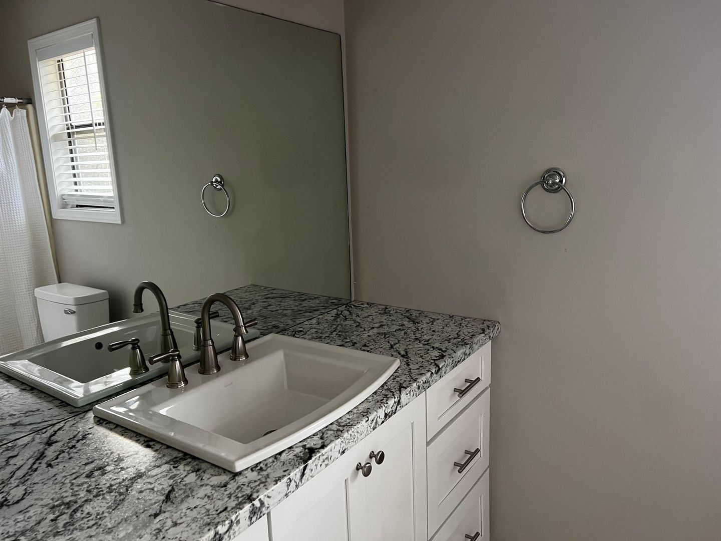 Building Photo - 1601 Cumberland Trce