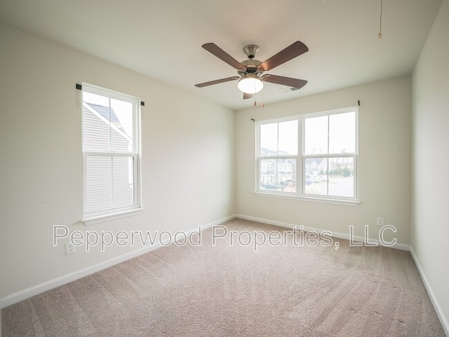 Building Photo - 411 Triple Crown Way