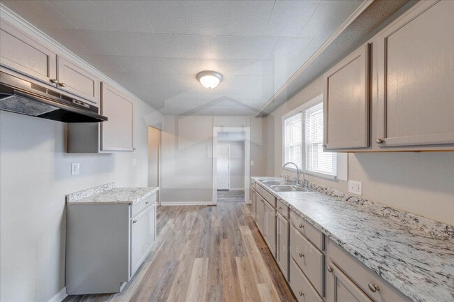 Building Photo - 1625 N Berwick Ave