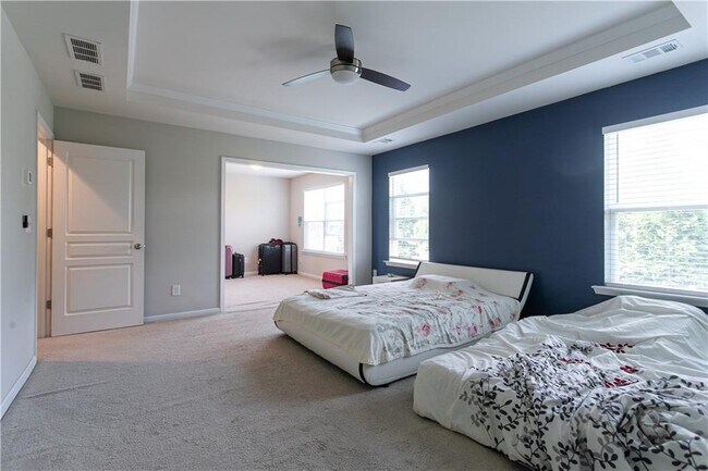 Building Photo - 302 Pebblestone Ln