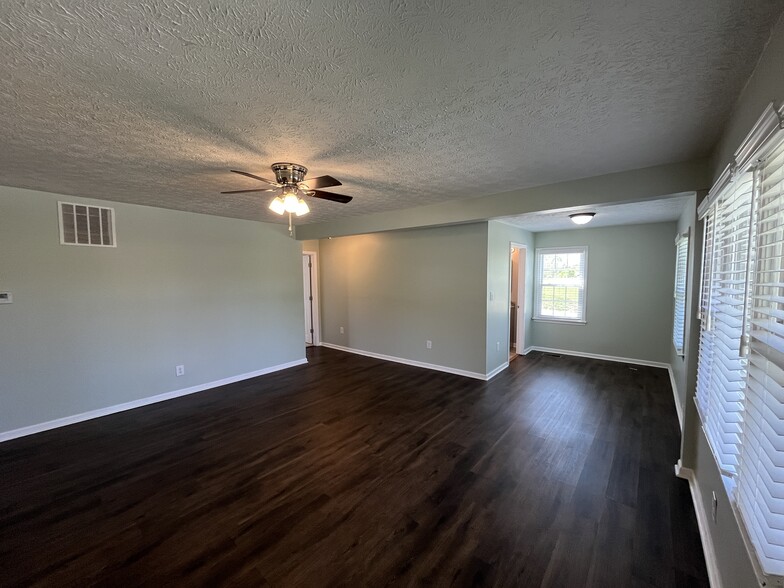 Building Photo - 1531 Catwalk Rd