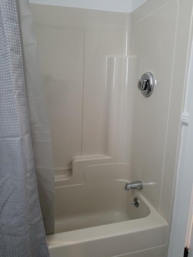 Building Photo - 44 Wood St