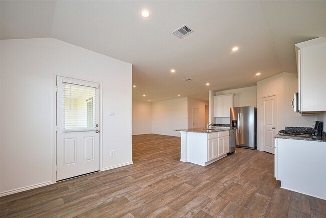 Building Photo - 5604 Poplar Rdg Ct