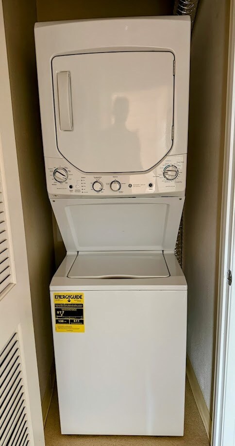 Building Photo - 450 J St